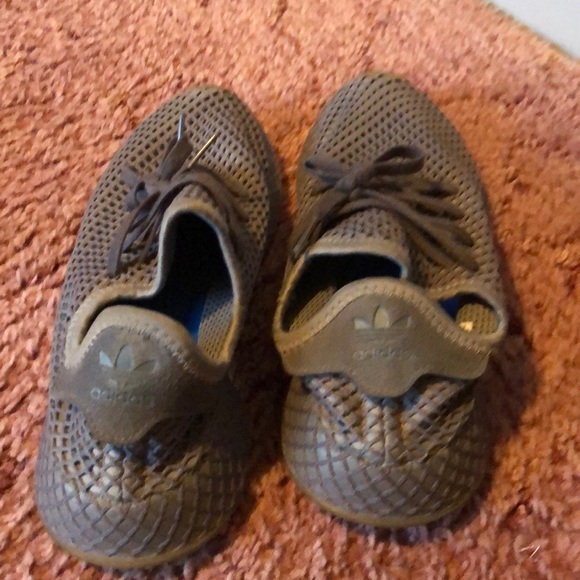 Adidas - Picture 3 of 4